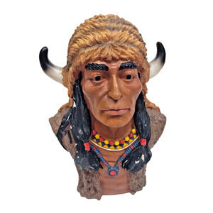 Vintage Carved Native American Indian Chief Head Bust Figurine Resin 5" Sitter